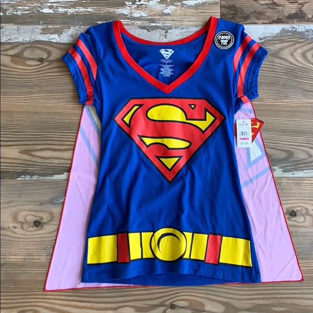 Superman girl T-shirt with cape